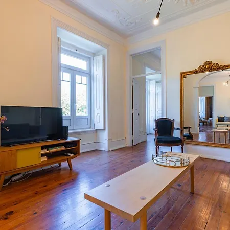 Saldanha Charming Palace Apartment Lisbon