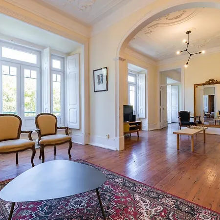 Saldanha Charming Palace Apartment