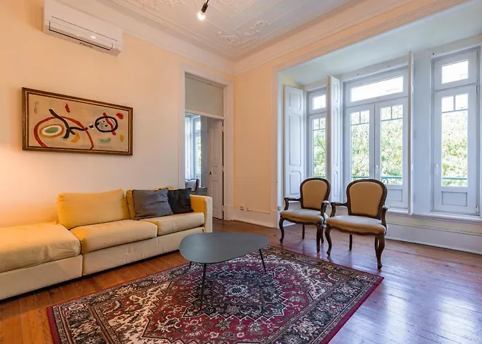 Saldanha Charming Palace Apartamento *