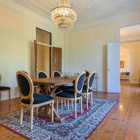 Διαμέρισμα Saldanha Charming Palace *